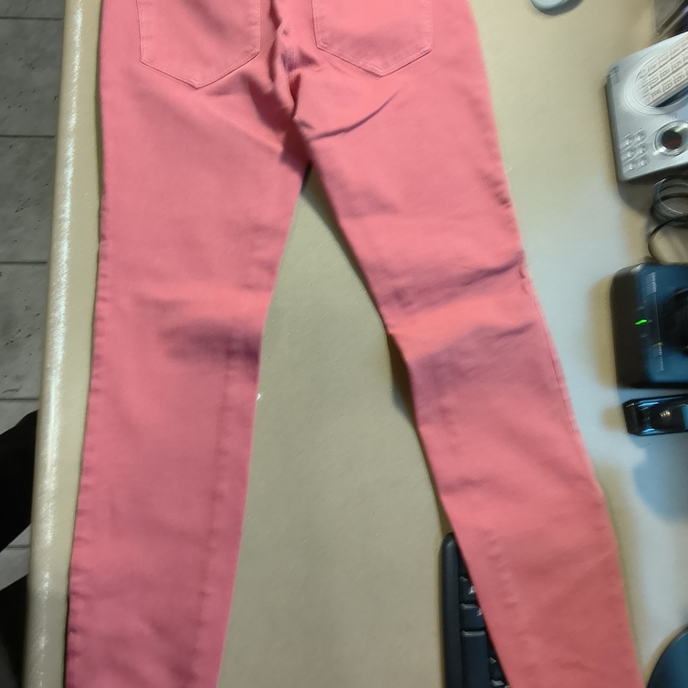 LOFT Ladies Slimming High Waist Jeans In Blushing Pink - Picture 8 of 9